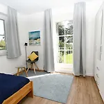 Lägenhet & *